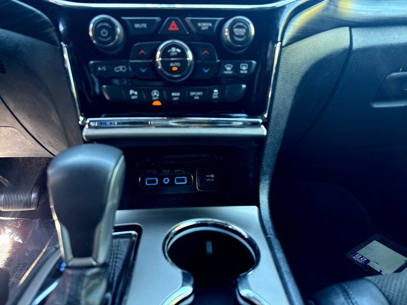 Used 2019 Jeep Grand Cherokee Altitude image 21