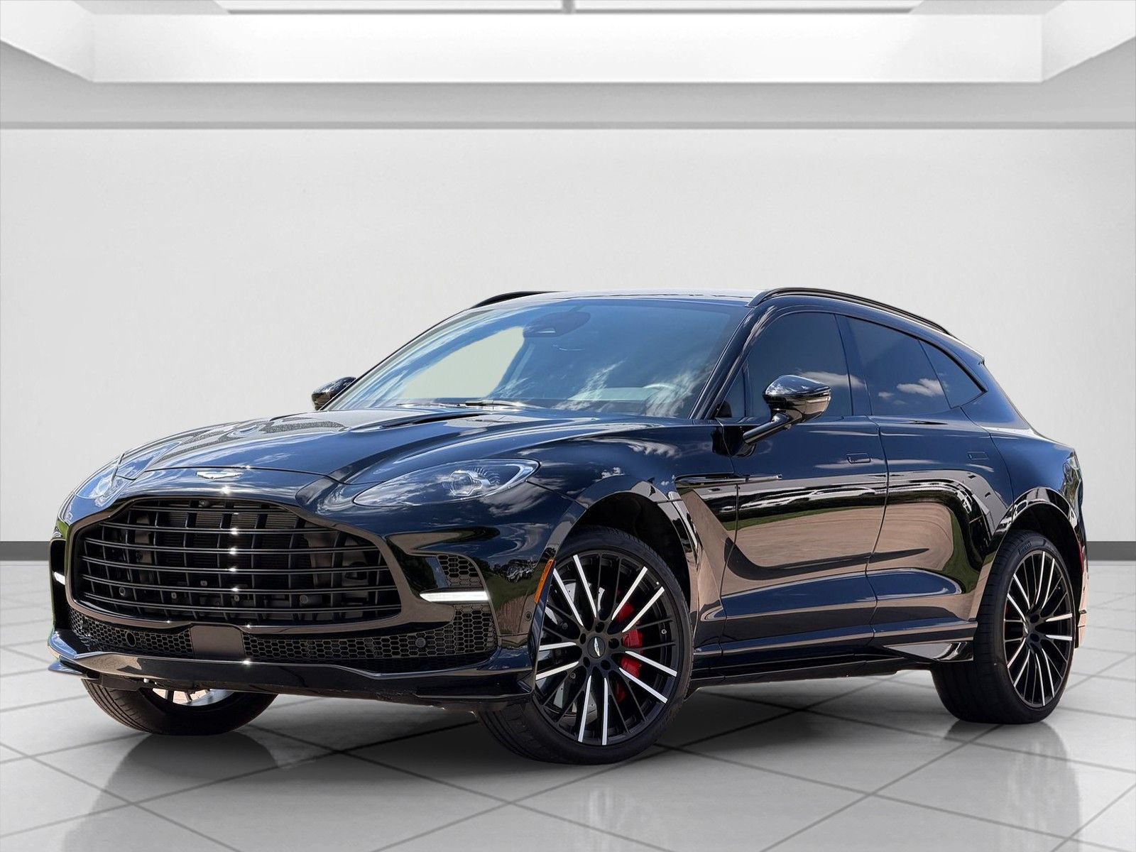 Used 2025 Aston Martin DBX 707 AWD/4WD image 7