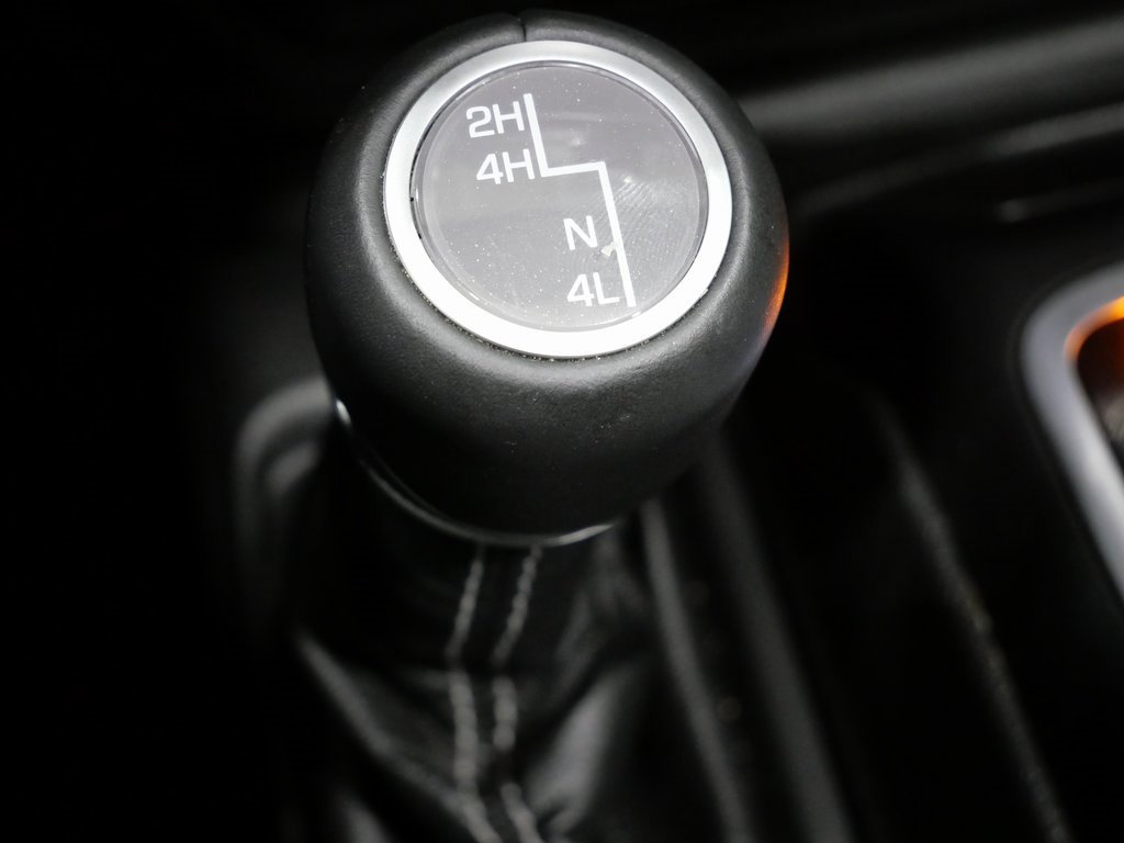 Used 2019 Jeep Wrangler Unlimited Sahara image 23