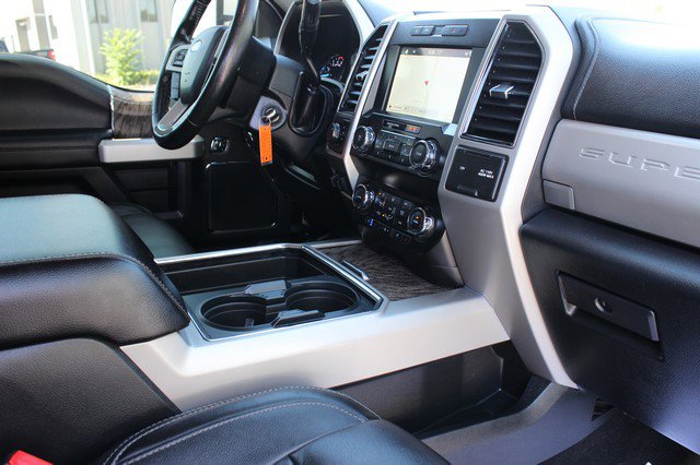 Used 2019 Ford F250 Lariat w/ Lariat Value Package image 17