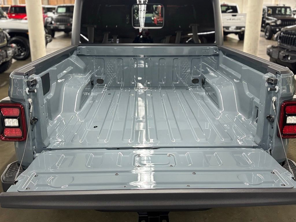 New 2026 Jeep Gladiator Willys image 7