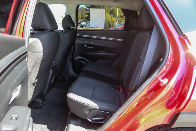 Certified 2022 Hyundai Tucson SEL AWD/4WD image 23