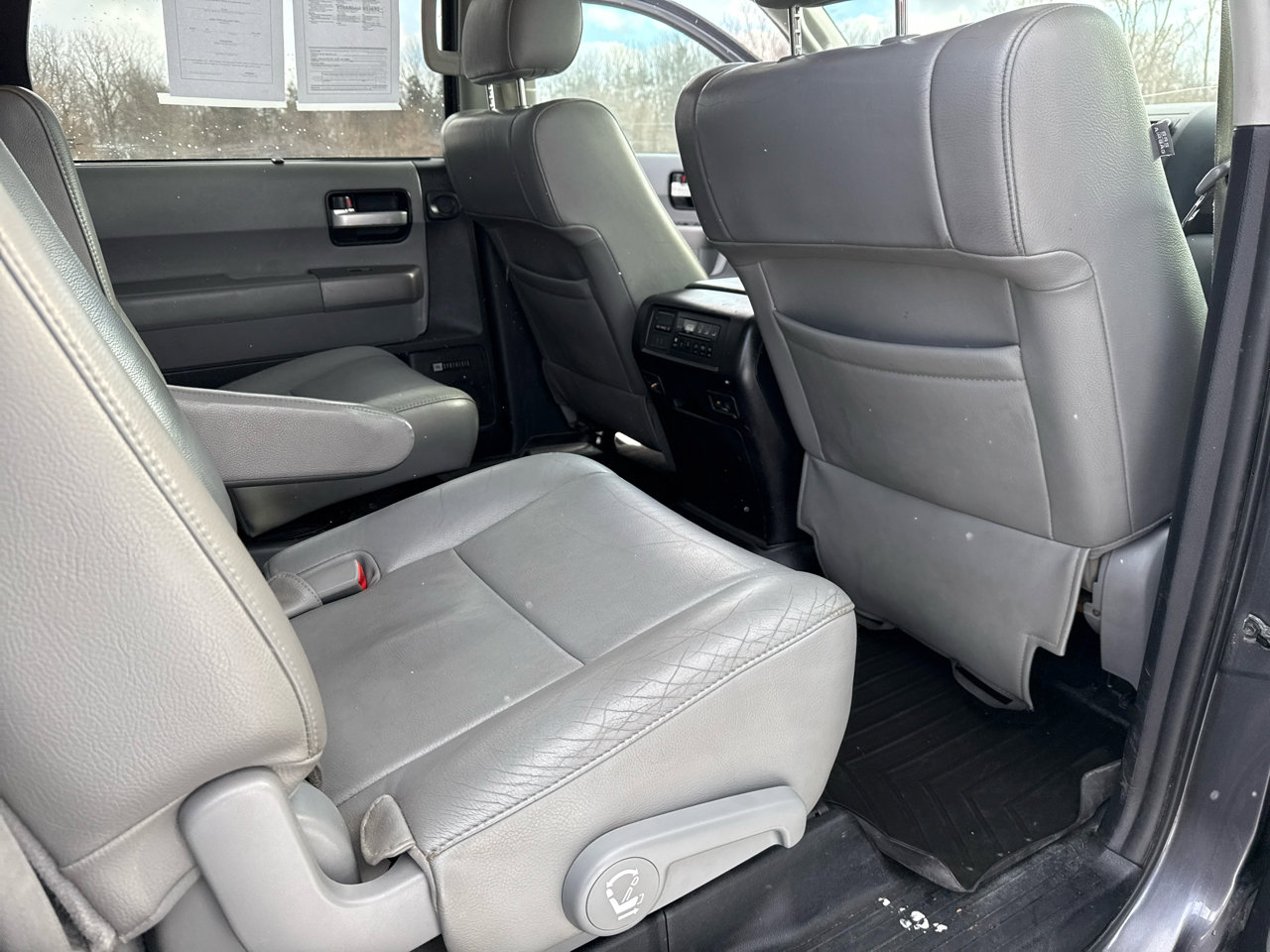 Used 2012 Toyota Sequoia Limited image 28