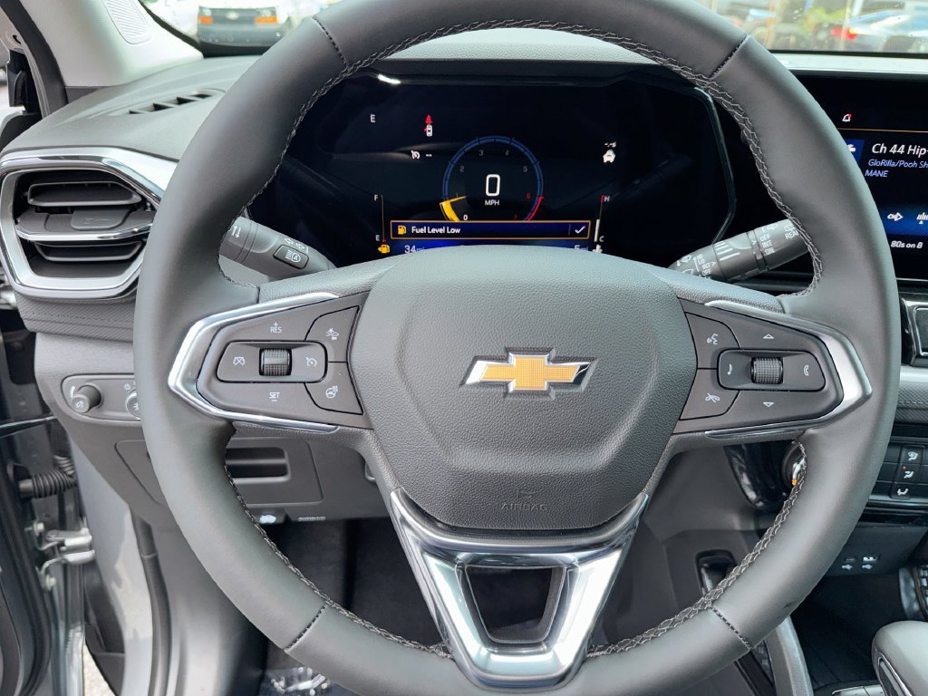 New 2026 Chevrolet TrailBlazer LT w/ LT Cold Weather Package FWD image 16