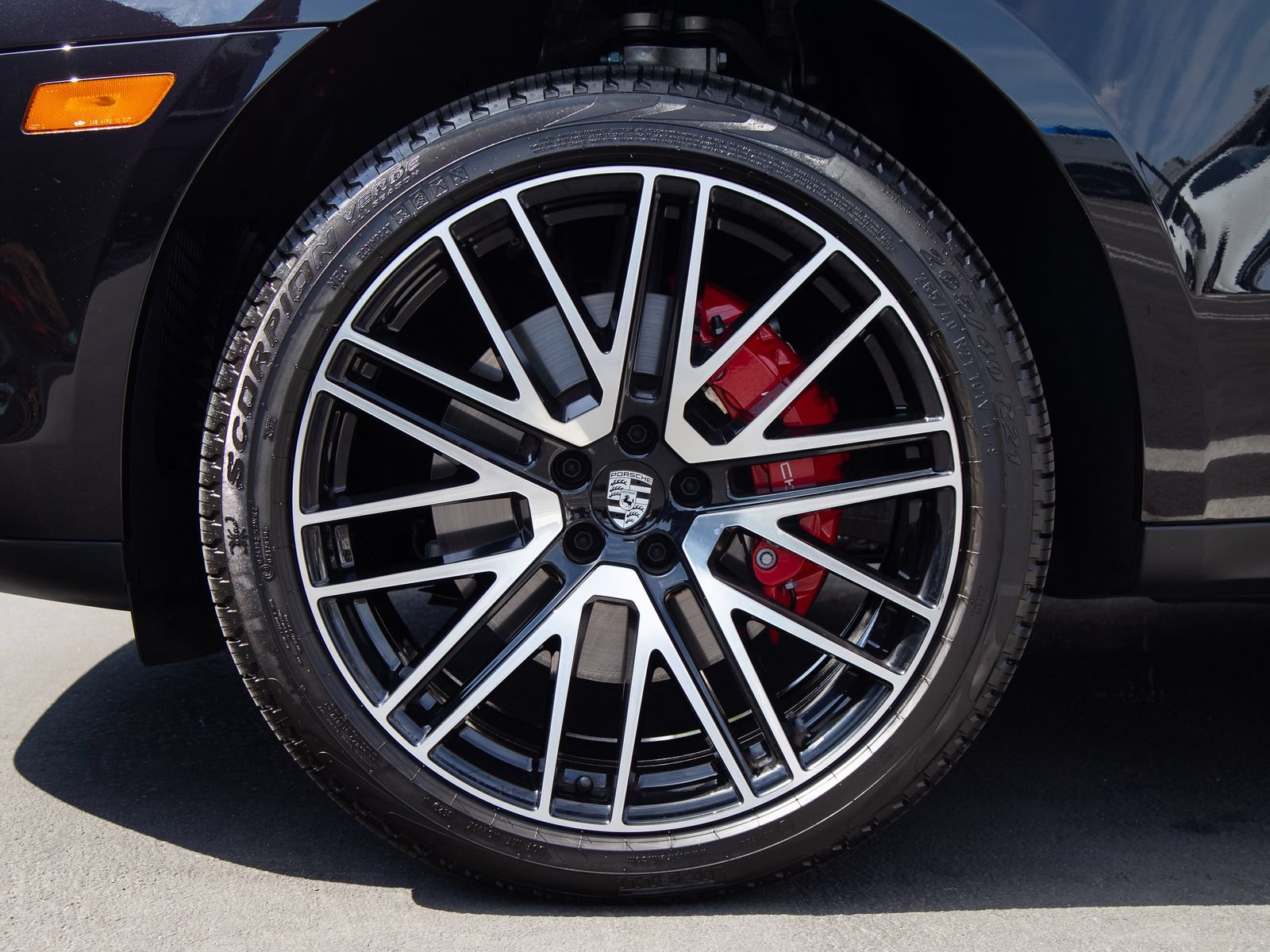 Certified 2026 Porsche Macan S AWD/4WD image 12