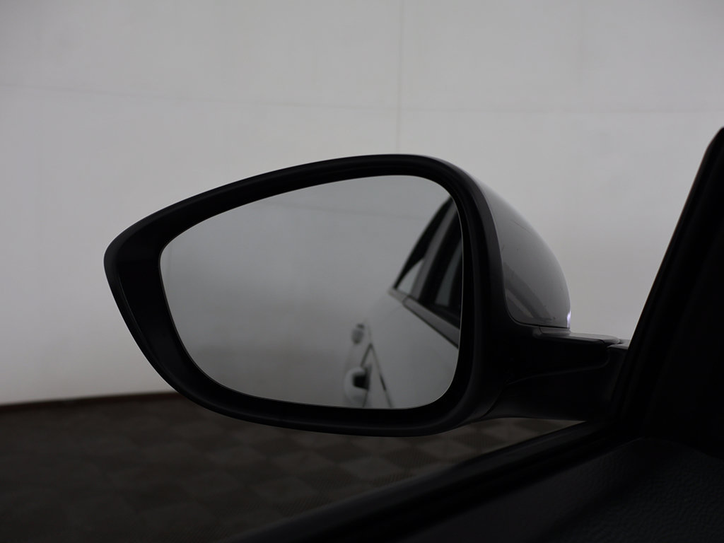 Used 2025 Honda Accord LX image 33