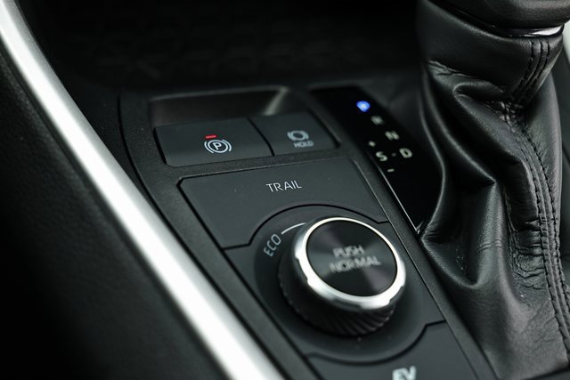 Used 2024 Toyota RAV4 XLE image 41