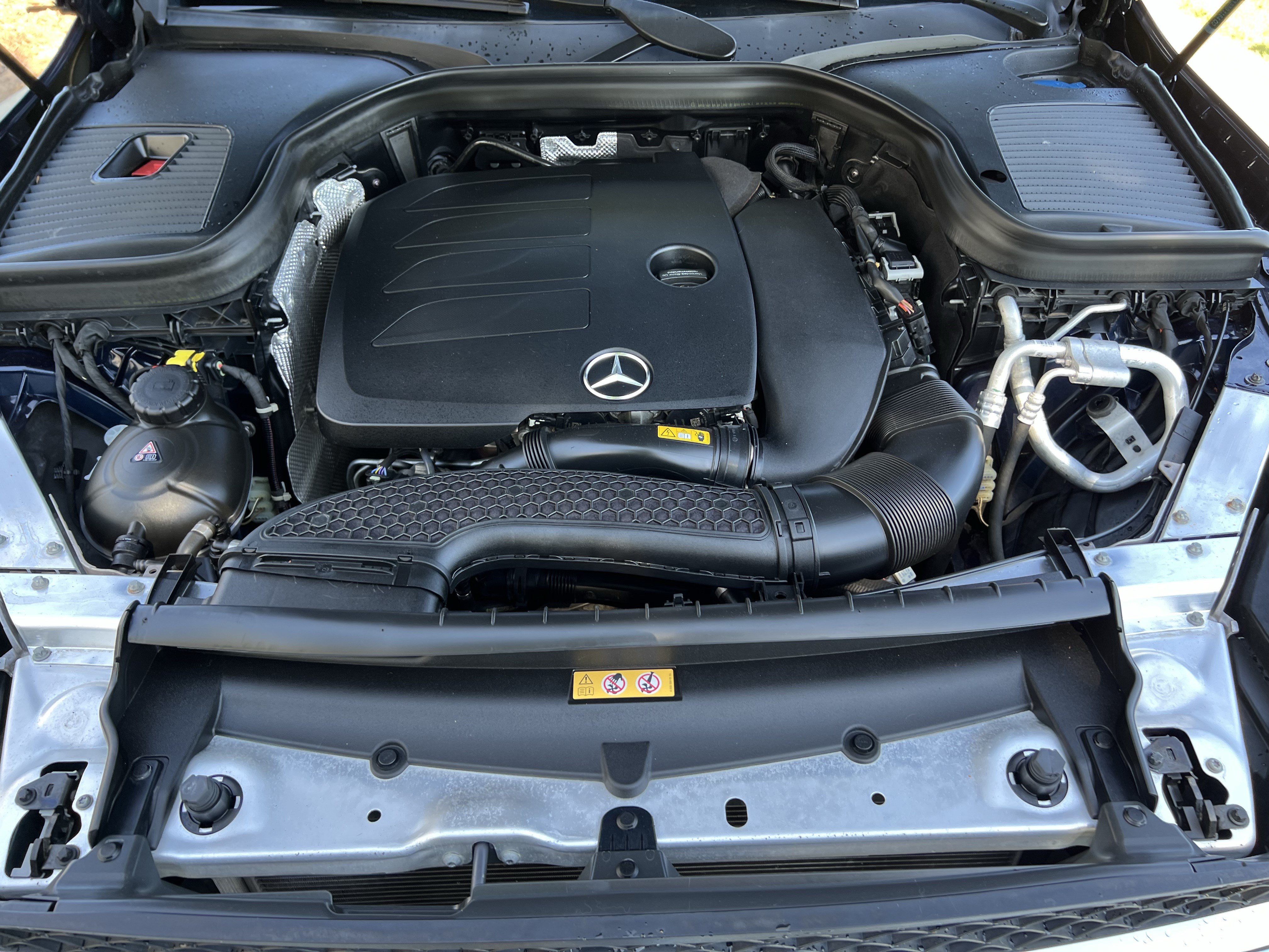 Used 2022 Mercedes-Benz GLC 300 4MATIC w/ Premium Package Lite image 36