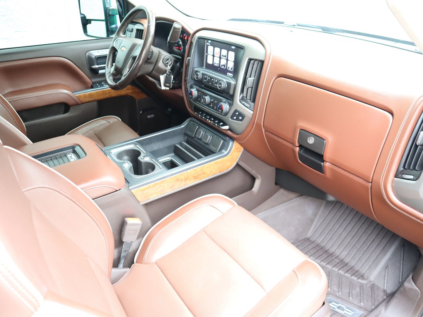 Used 2019 Chevrolet Silverado 2500 High Country w/ Duramax Plus Package AWD/4WD image 51