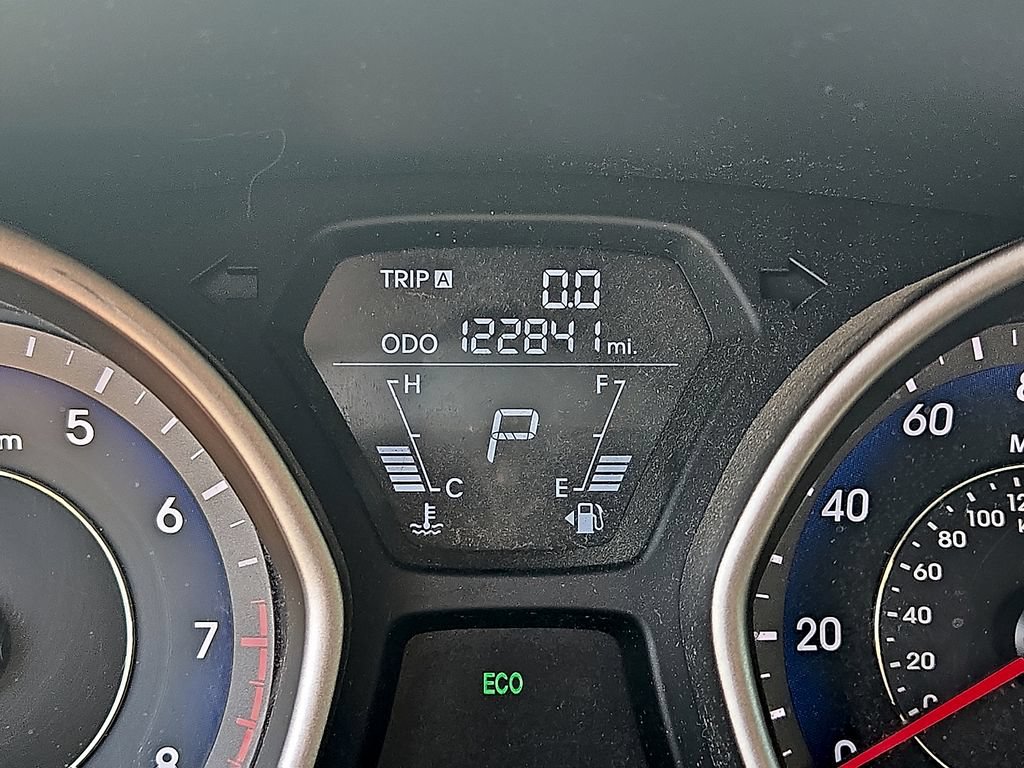 Used 2013 Hyundai Elantra GLS w/ Preferred Pkg FWD image 23