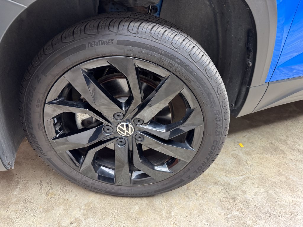 Used 2022 Volkswagen Taos SEL FWD image 30