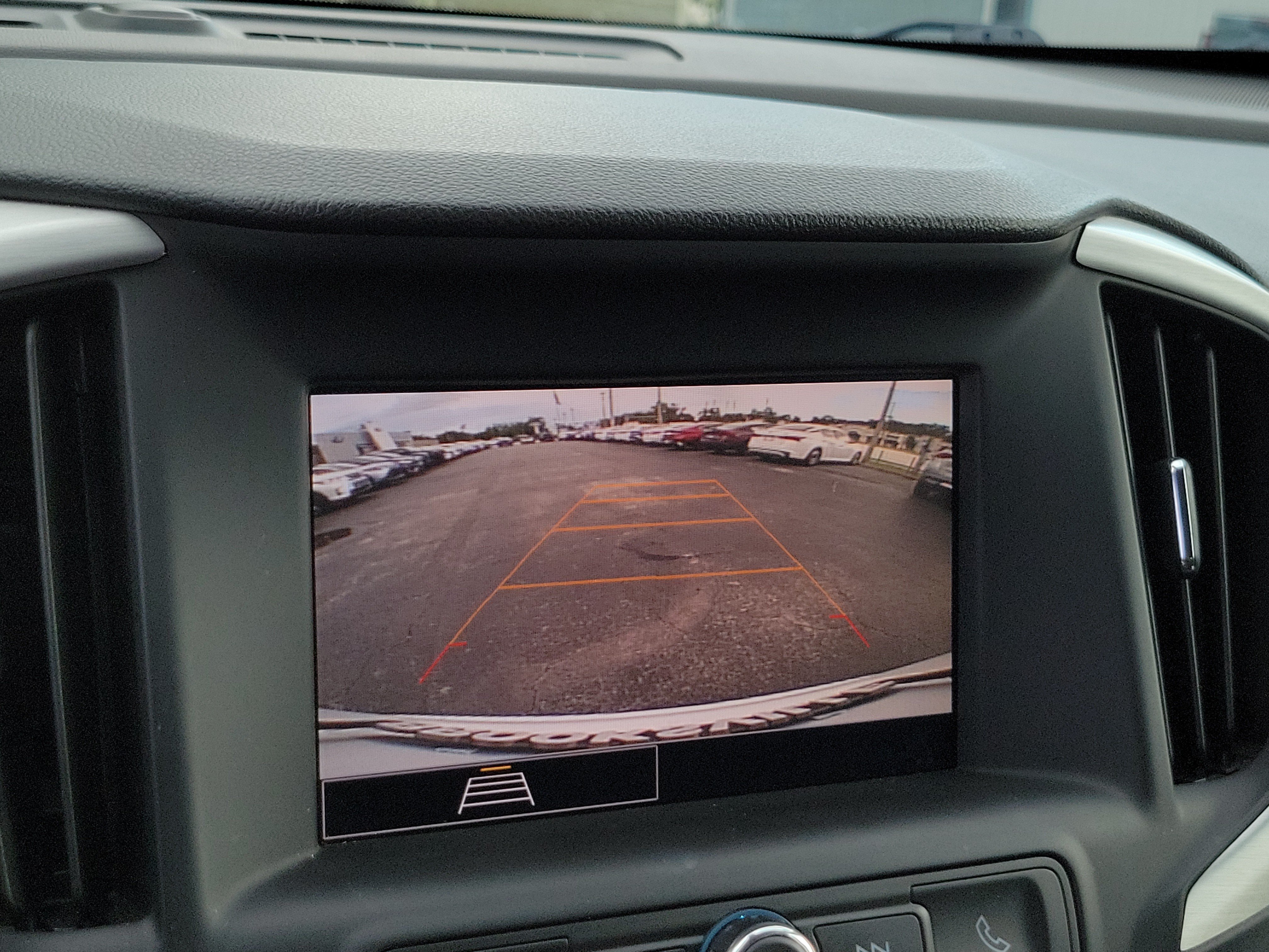 Used 2024 GMC Terrain SLE FWD image 12