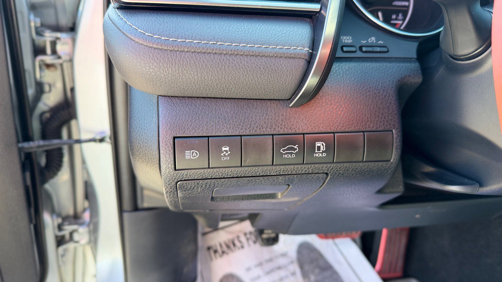 Used 2020 Toyota Camry SE image 26