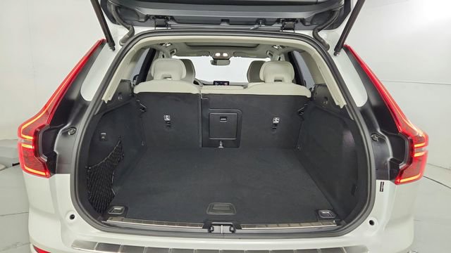 Certified 2026 Volvo XC60 B5 Ultra w/ Protection Package Premier AWD/4WD image 53