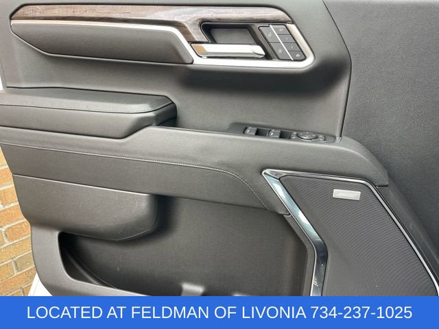 Used 2023 Chevrolet Silverado 1500 LTZ w/ LTZ Premium Package image 23