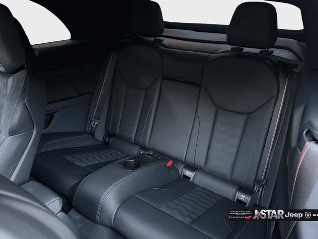 Used 2023 BMW M4 xDrive Competition w/ Executive Package image 18