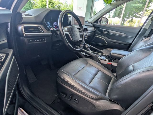 Used 2022 Kia Telluride EX w/ EX Premium Package FWD image 6