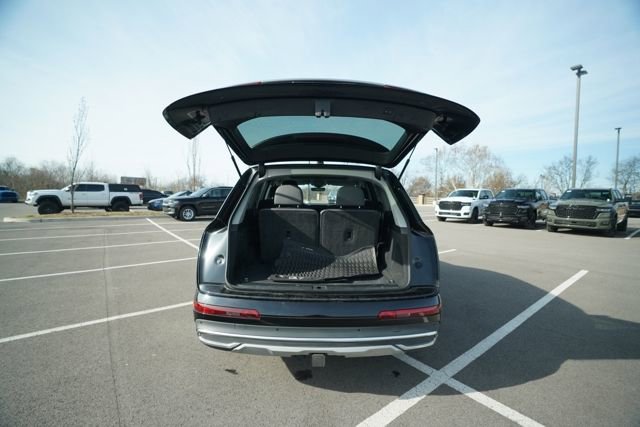 Used 2023 Audi Q7 2.0T Premium w/ Convenience Package image 16