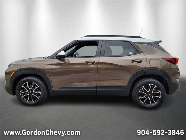 Used 2022 Chevrolet TrailBlazer ACTIV w/ Technology Package image 2
