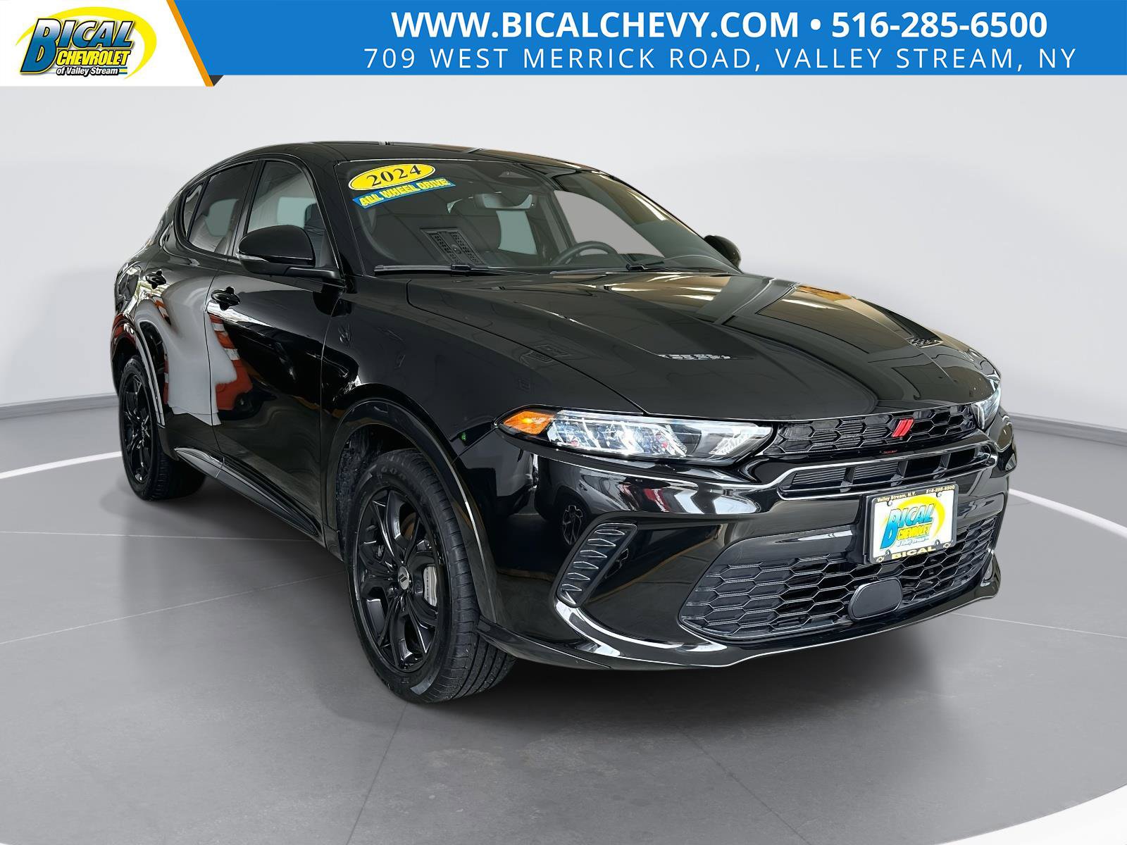 Used 2024 Dodge Hornet R/T w/ R/T Blacktop Package image 1