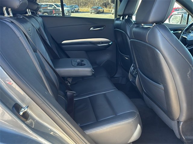 Used 2023 Cadillac XT4 Premium Luxury image 12