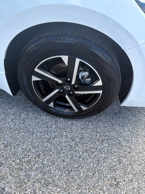 Certified 2025 Nissan Sentra SV FWD image 11