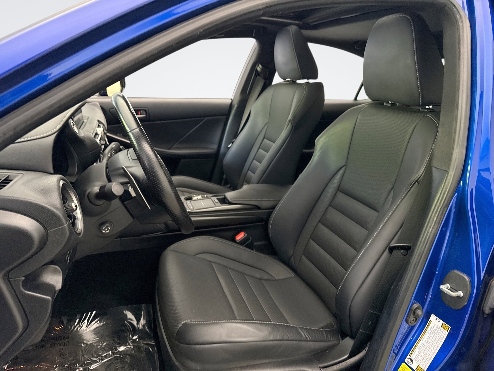 Used 2022 Lexus IS 350 F Sport w/ Memory Package image 11