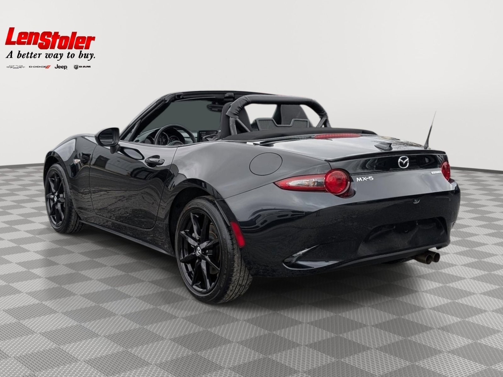 Used 2021 MAZDA MX-5 Miata Club image 3