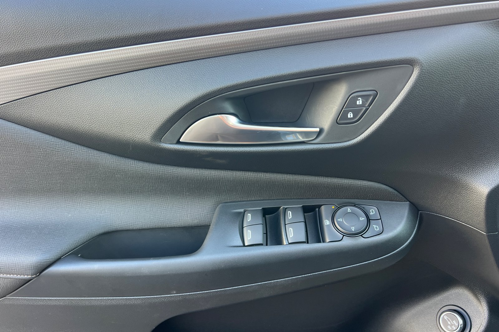 New 2026 Buick Envista Avenir FWD image 9