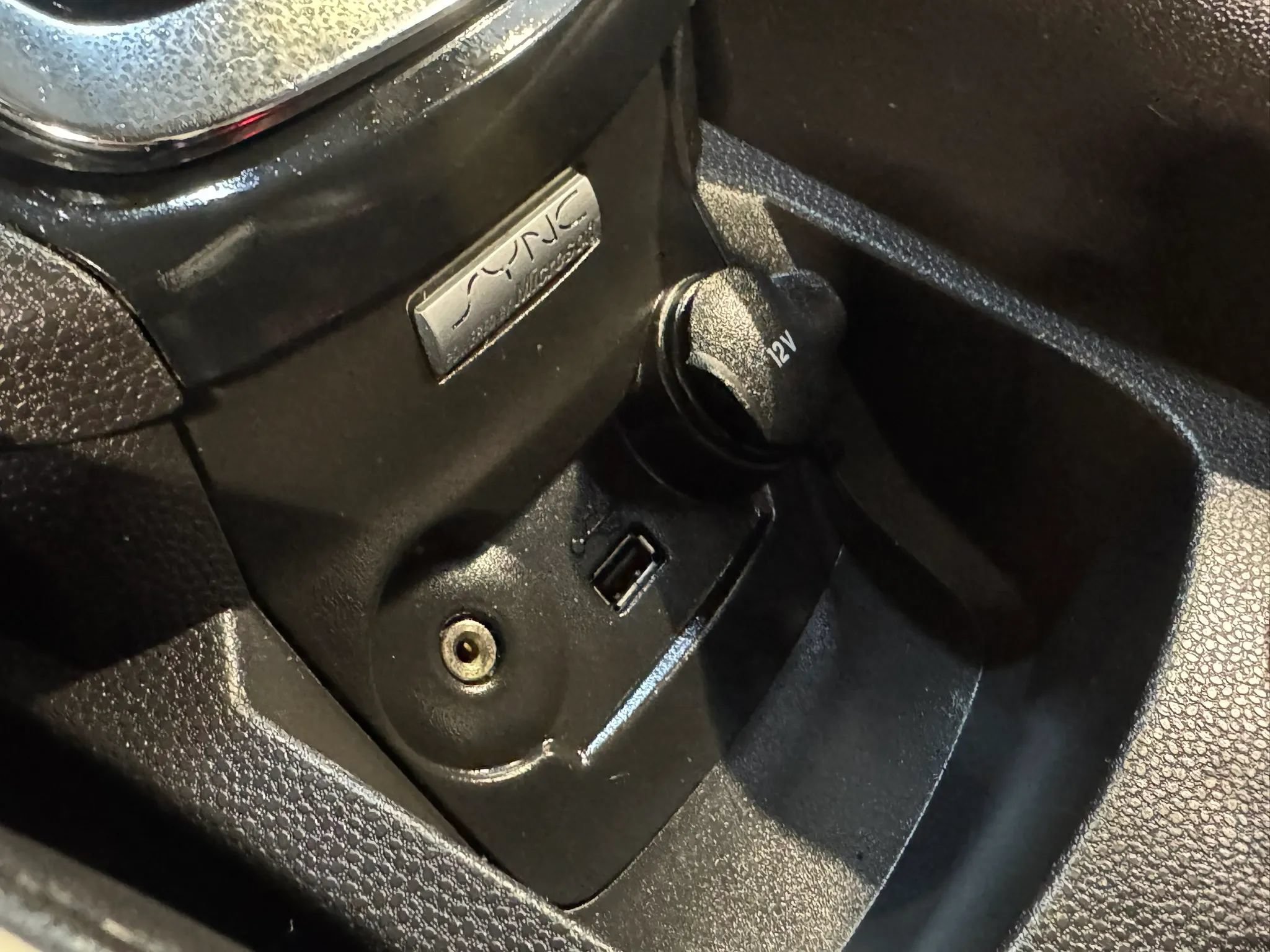 Used 2012 Ford Fiesta SES FWD image 19