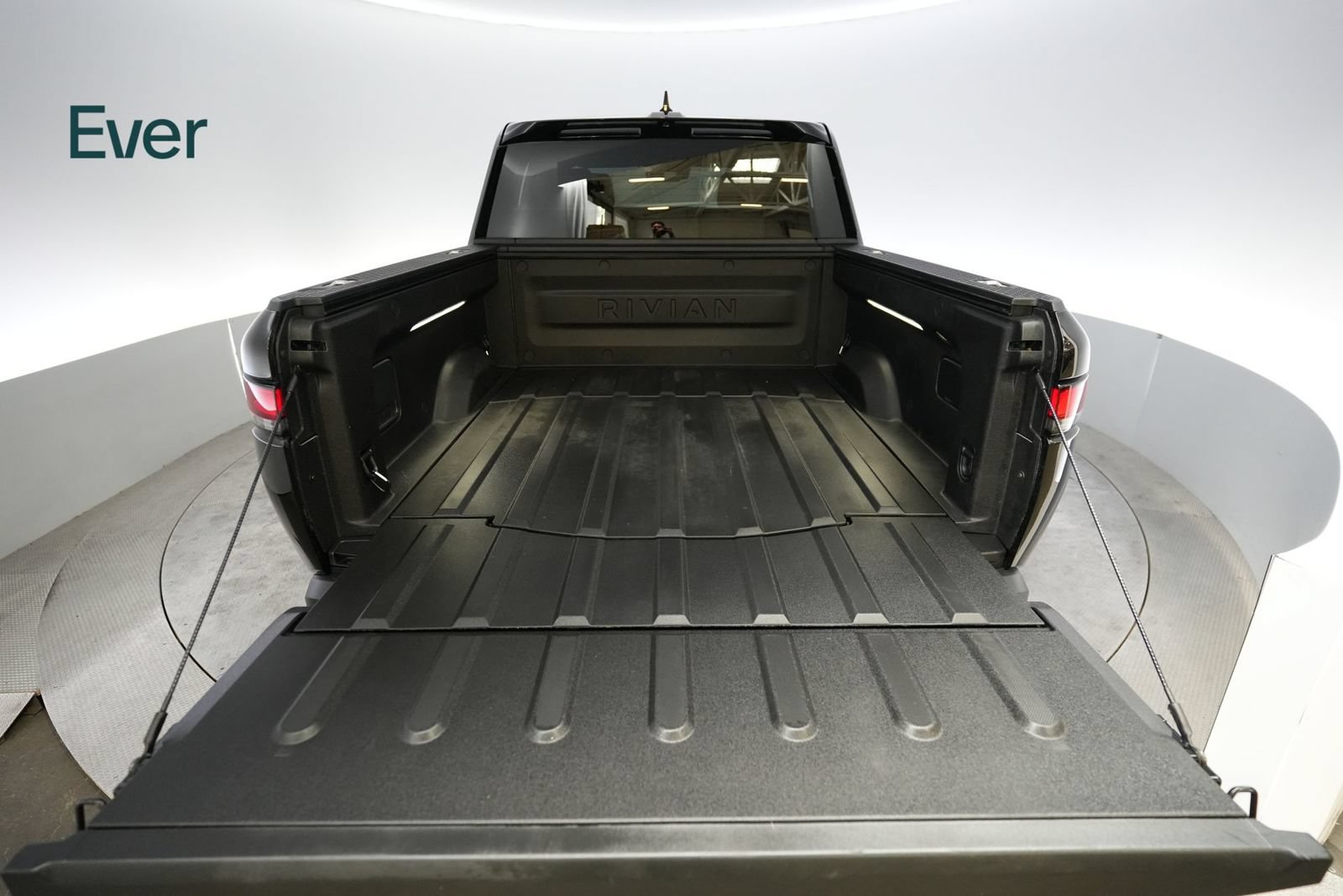 Used 2026 Rivian R1T Adventure AWD/4WD image 8