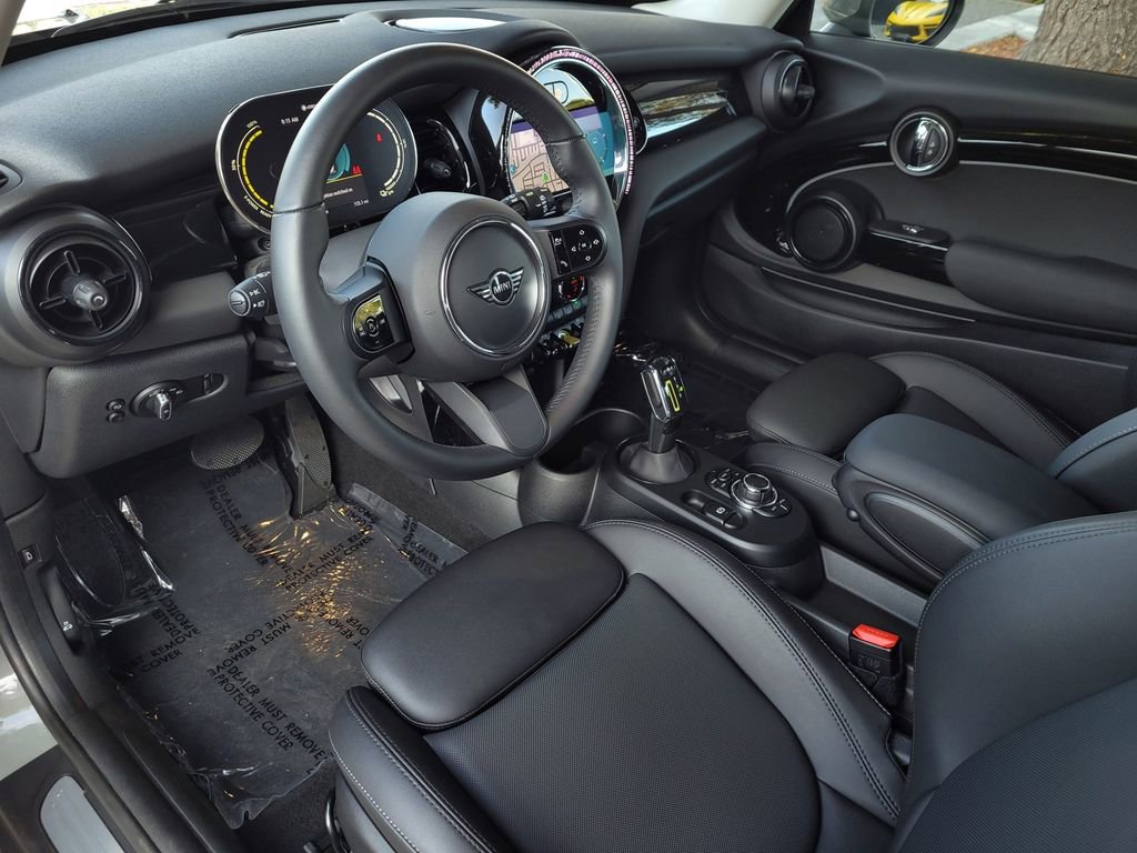 Used 2023 MINI Cooper SE image 11