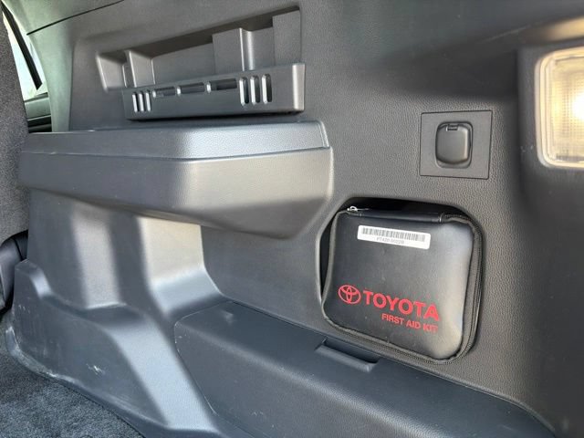 Used 2025 Toyota 4Runner SR5 AWD/4WD image 18