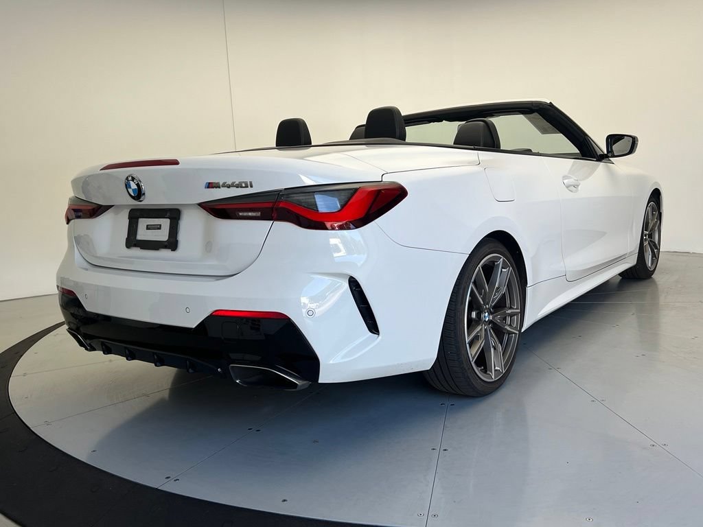 Used 2021 BMW M440i Convertible w/ Premium Package RWD image 5