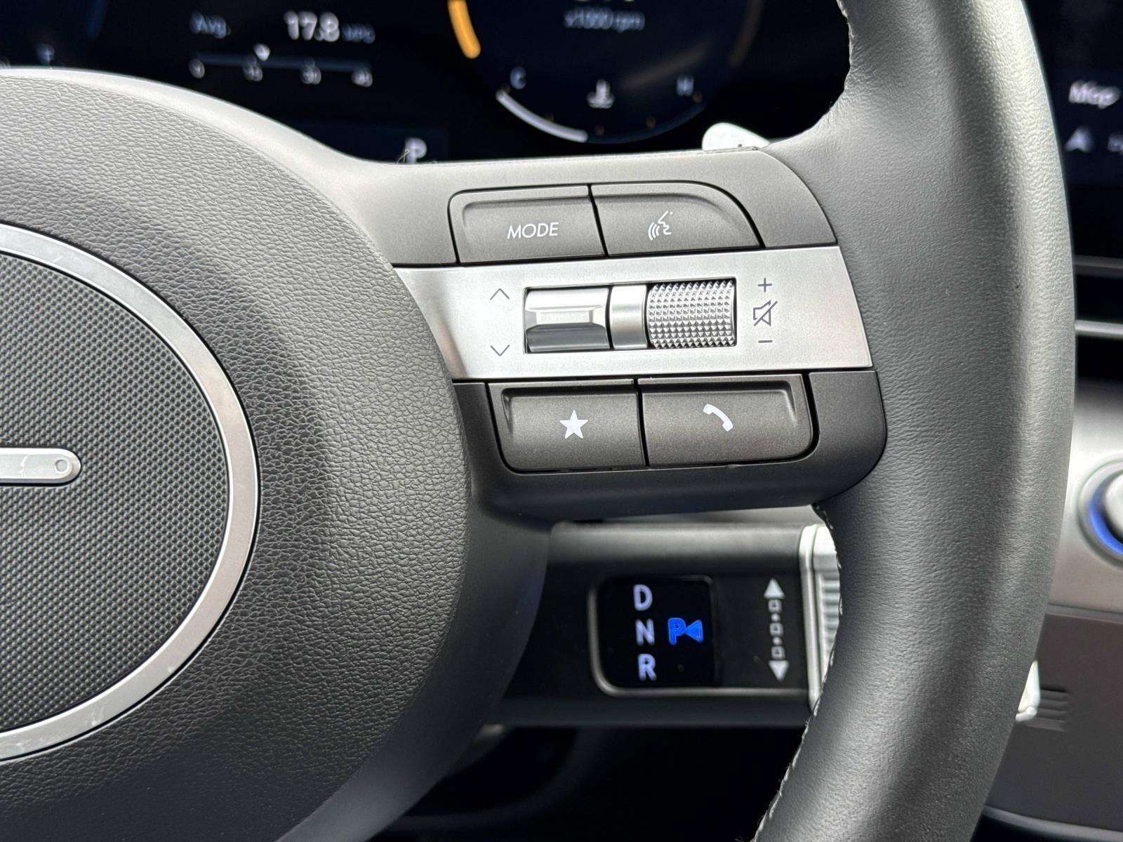 Certified 2024 Hyundai Kona Limited AWD/4WD image 9