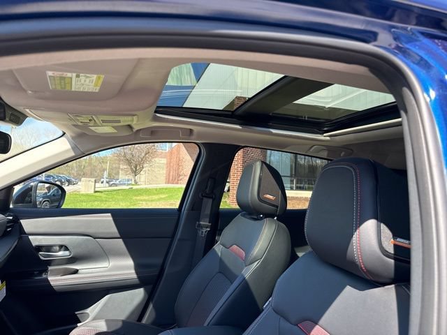 New 2026 Nissan Kicks SR w/ SR Premium Package AWD/4WD image 52