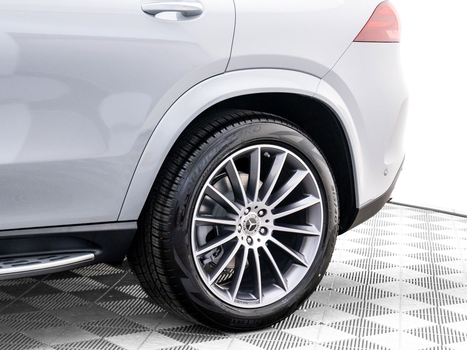 New 2026 Mercedes-Benz GLE 450 4MATIC image 36