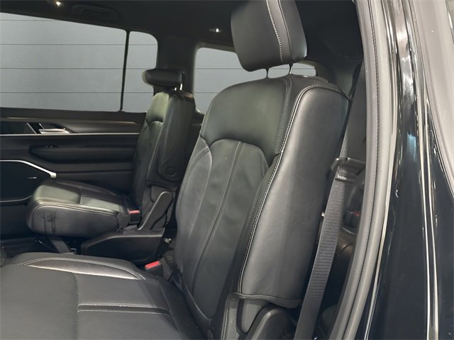 Used 2024 Jeep Wagoneer Series III image 27