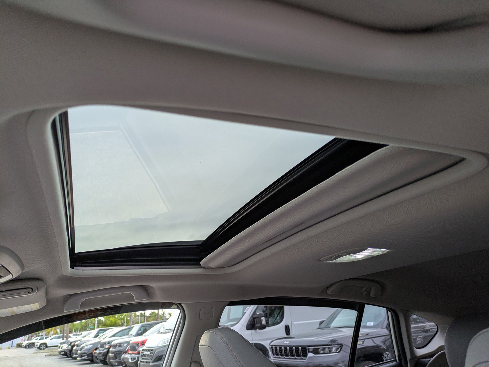 Used 2019 Subaru Crosstrek 2.0i Limited w/ Moonroof Package w/Navigation image 17