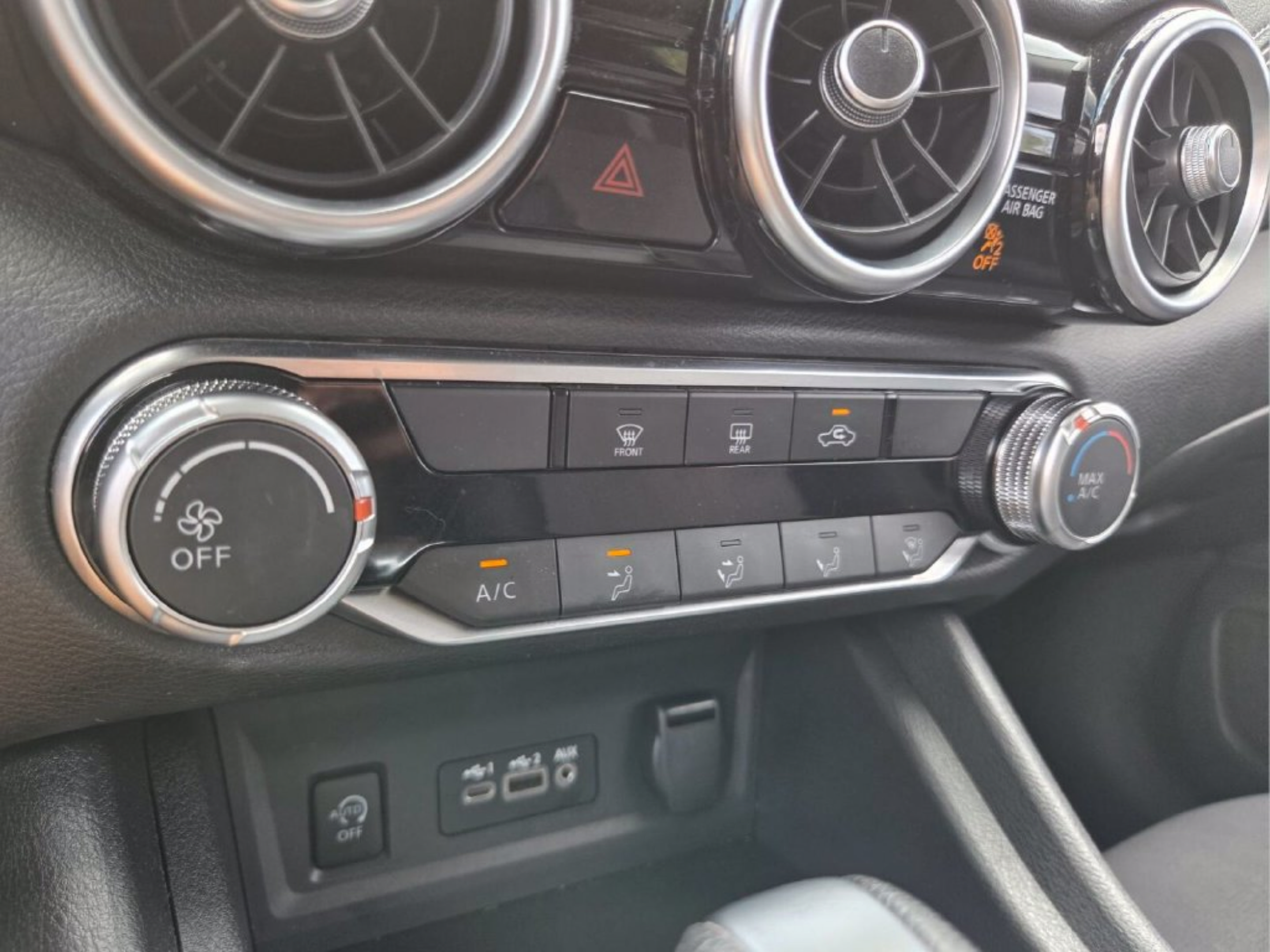 Used 2024 Nissan Sentra SV FWD image 21