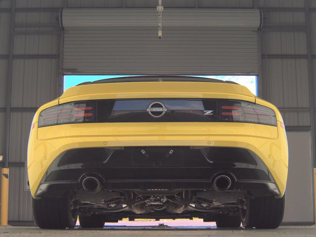 Used 2024 Nissan Z Performance w/ Floor Mat Package RWD image 7