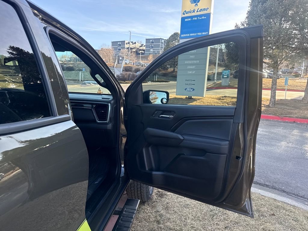 Used 2025 GMC Canyon Elevation w/ Convenience Package image 26