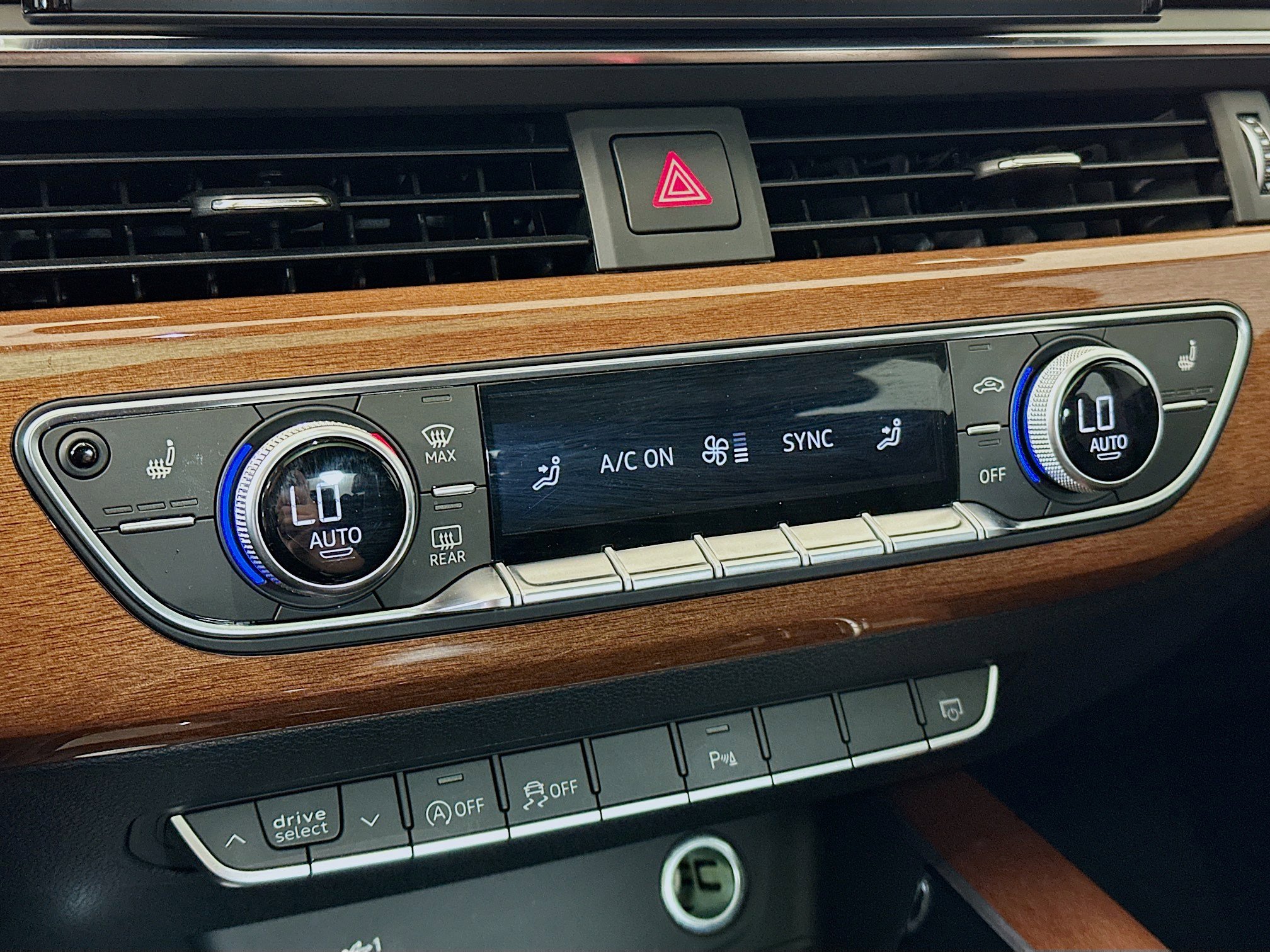 Used 2022 Audi A5 2.0T Premium Plus w/ Premium Plus image 23