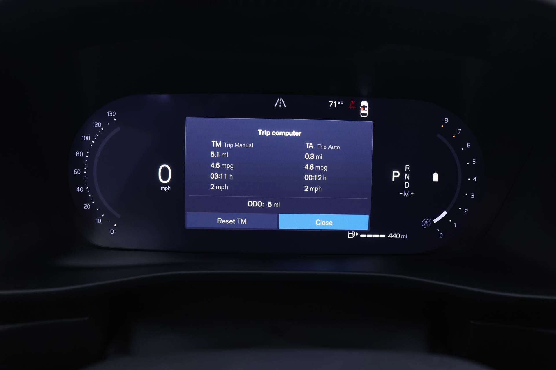 New 2026 Volvo XC40 B5 Ultra w/ Protection Package Premier AWD/4WD image 9
