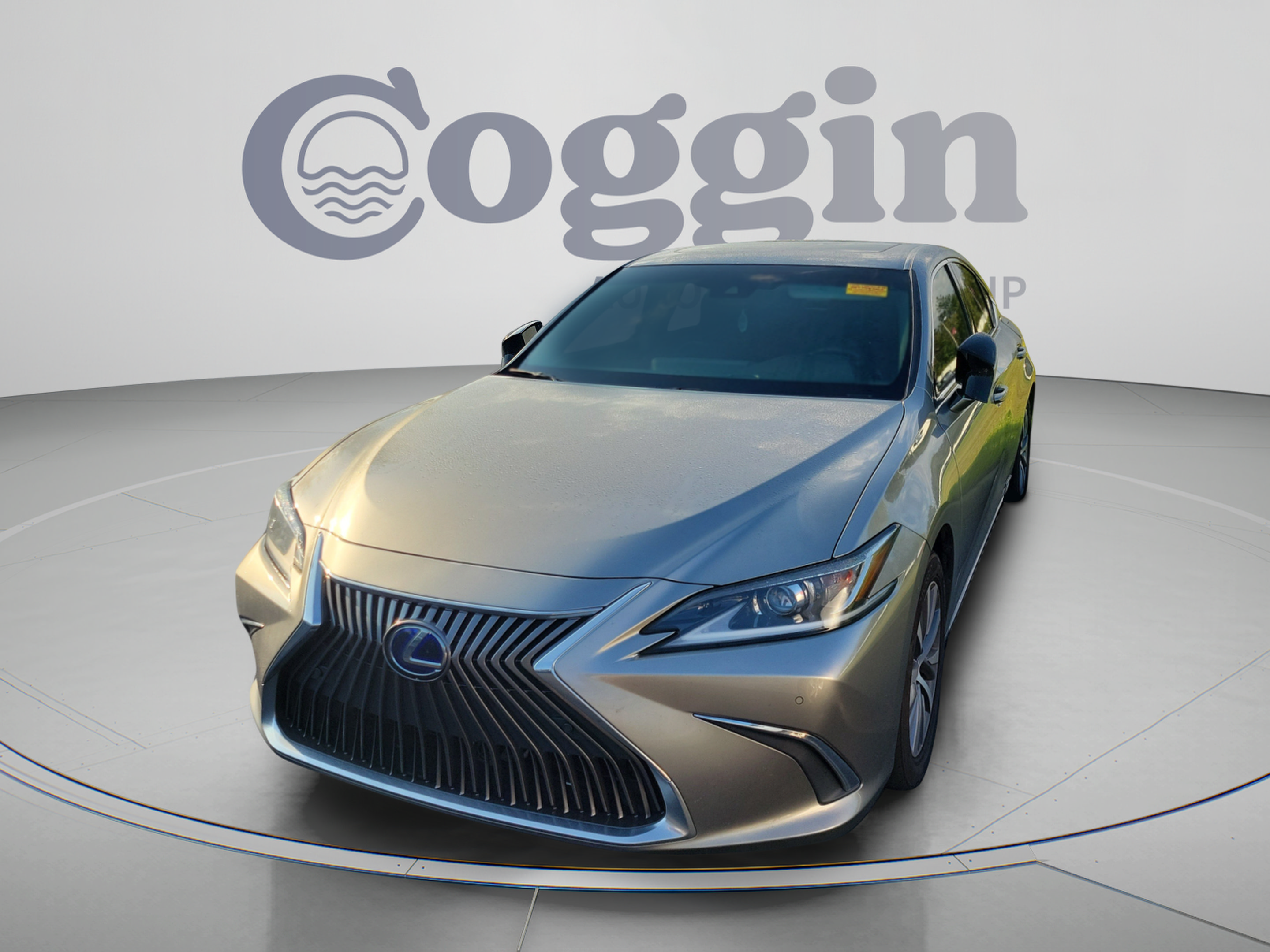 Used 2021 Lexus ES 300h w/ Premium Package FWD video 1