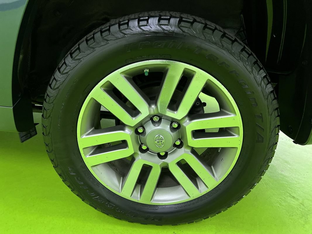 Used 2010 Toyota 4Runner Limited AWD/4WD image 13