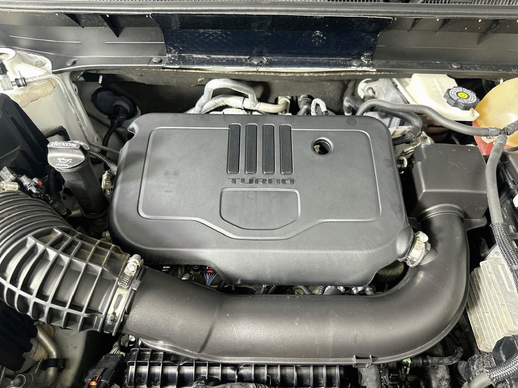 Used 2023 GMC Acadia SLE FWD image 10