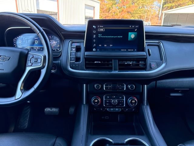 Used 2024 Chevrolet Suburban Z71 w/ Luxury Package image 17
