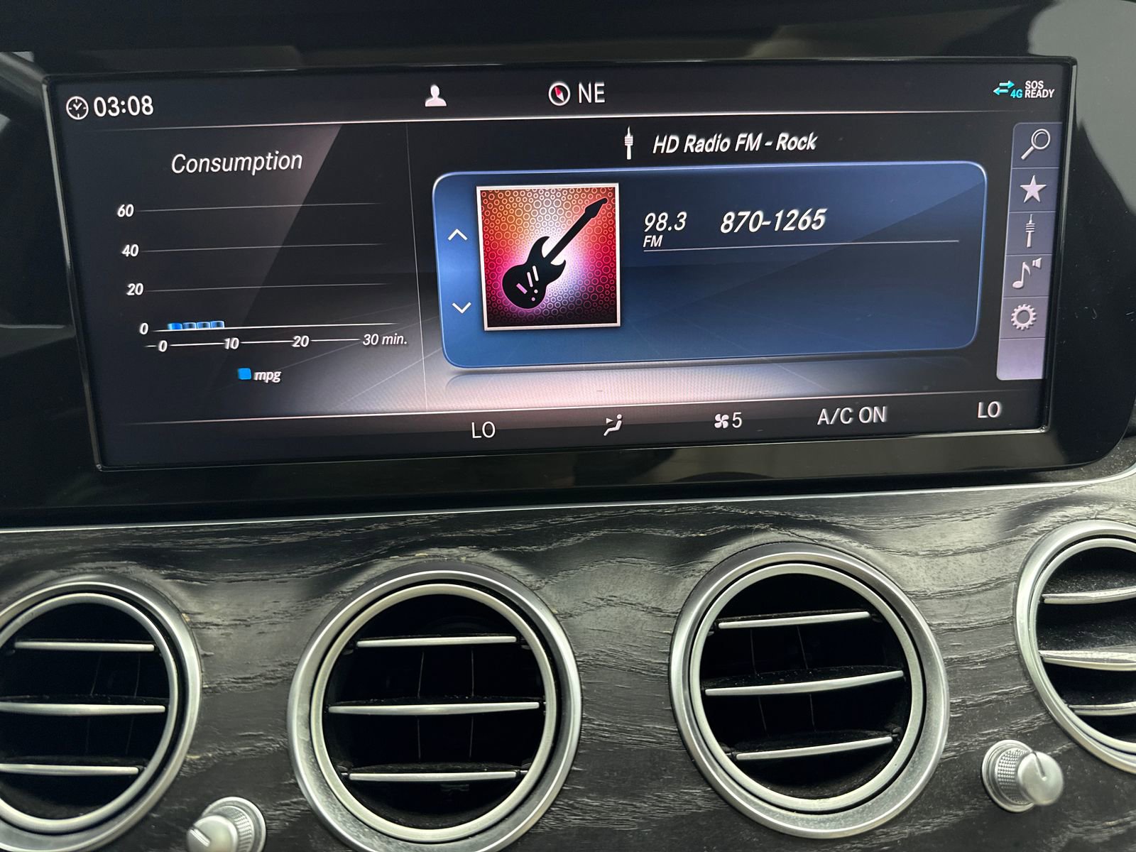 Used 2019 Mercedes-Benz E 300 w/ Premium 1 Package image 25