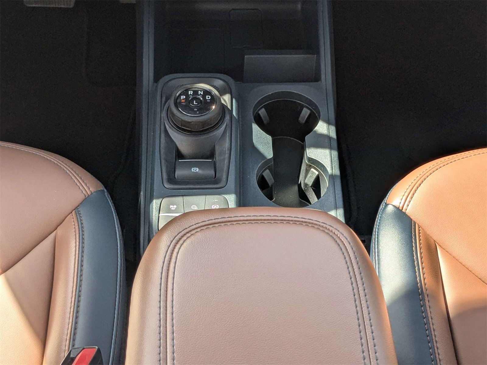 Used 2022 Ford Maverick Lariat w/ Equipment Group 500A Standard image 19